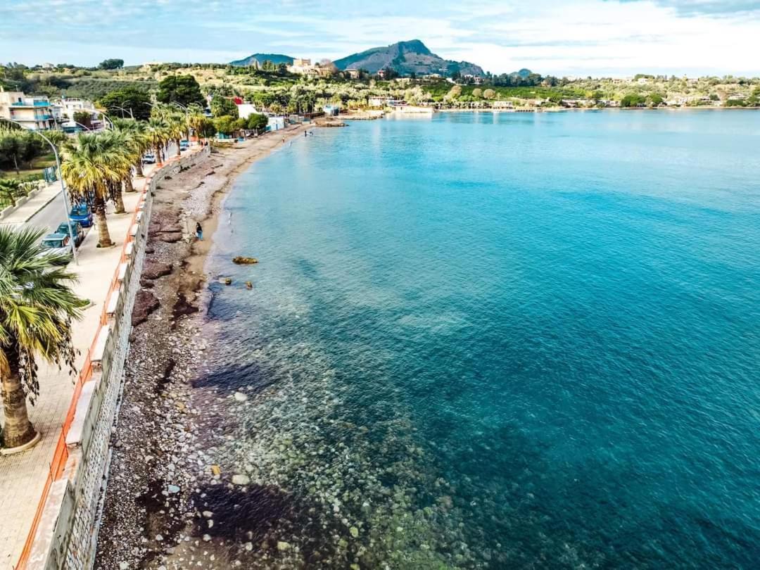 Blue Life, Sea-Luxury Rooms On The Beach Between Palermo And Cefalu' Casteldaccia Exterior foto